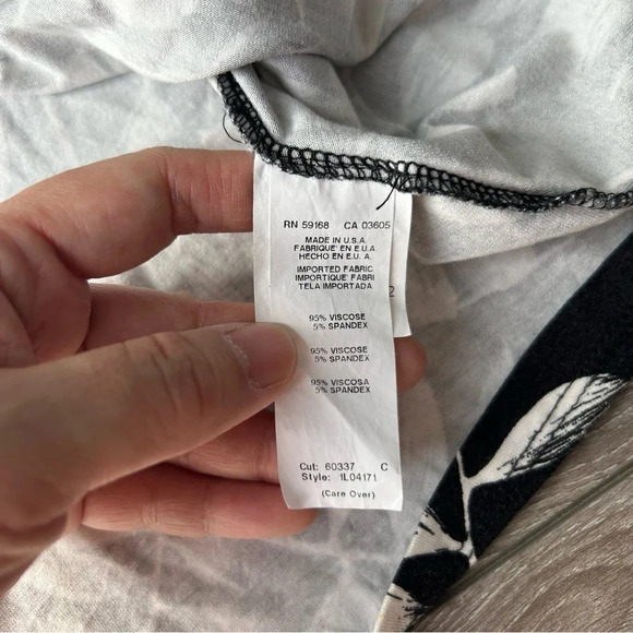 Karen Kane Leaves Pattern Cold Shoulder Bell Sleeve Top - Picture 10 of 15